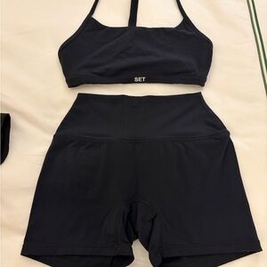 Set Active Airluxe Set (Breathe Y Bra and Breathe Shorts)